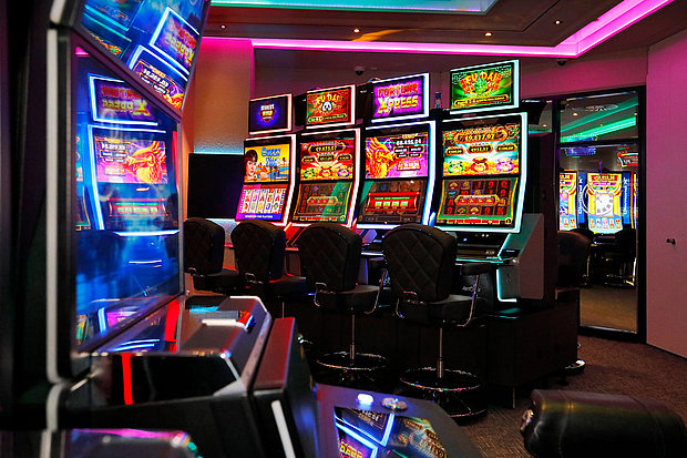 Spielautomaten in der Spielbank